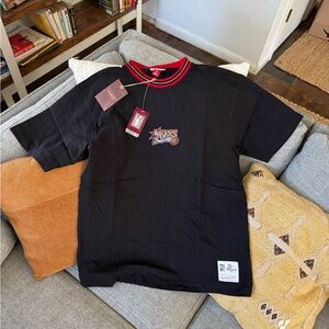 Mitchell & Ness 76ers Vintage Logo Tee Large NWT